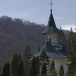 Pelerinaj la Schiturile Mănăstirii Sihăstria din judeţul Neamţ
