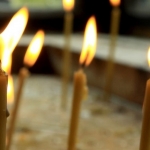 Lumina Învierii la mănăstirile din Neamț