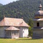 Biserica „Duminica Tuturor Sfinţilor”, Tarcău